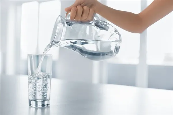 Чистая вода перед едой