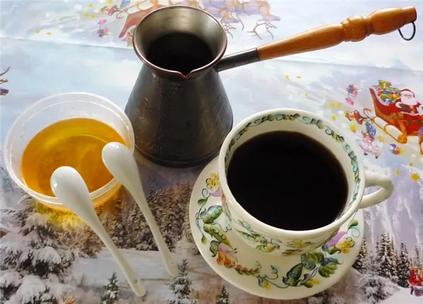 фото кофе с медом, сваренное в турке